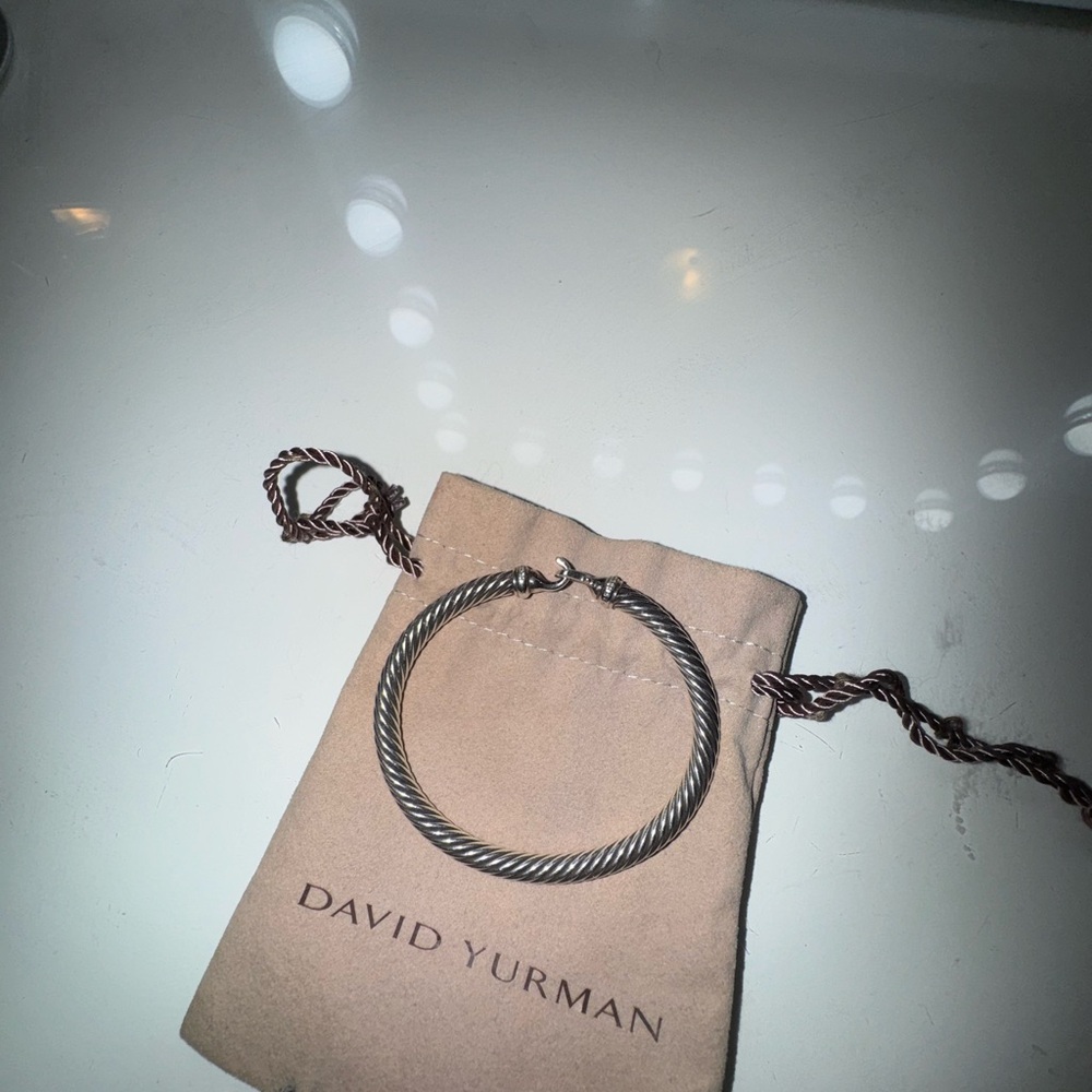 David Yurman Twisted Silver Bangle - Picture 4 of 9